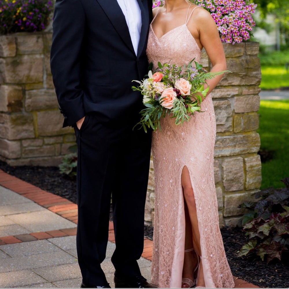 Adrianna Pappell Bridesmaid Dress - Blush
